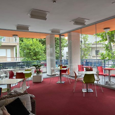 Hotel Senior Каттоліка Екстер'єр фото