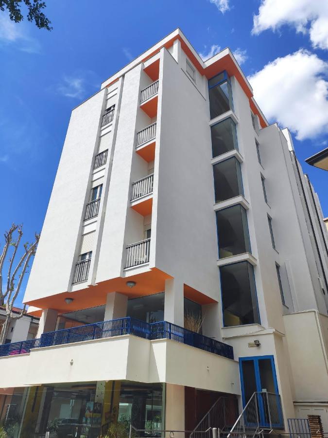 Hotel Senior Каттоліка Екстер'єр фото
