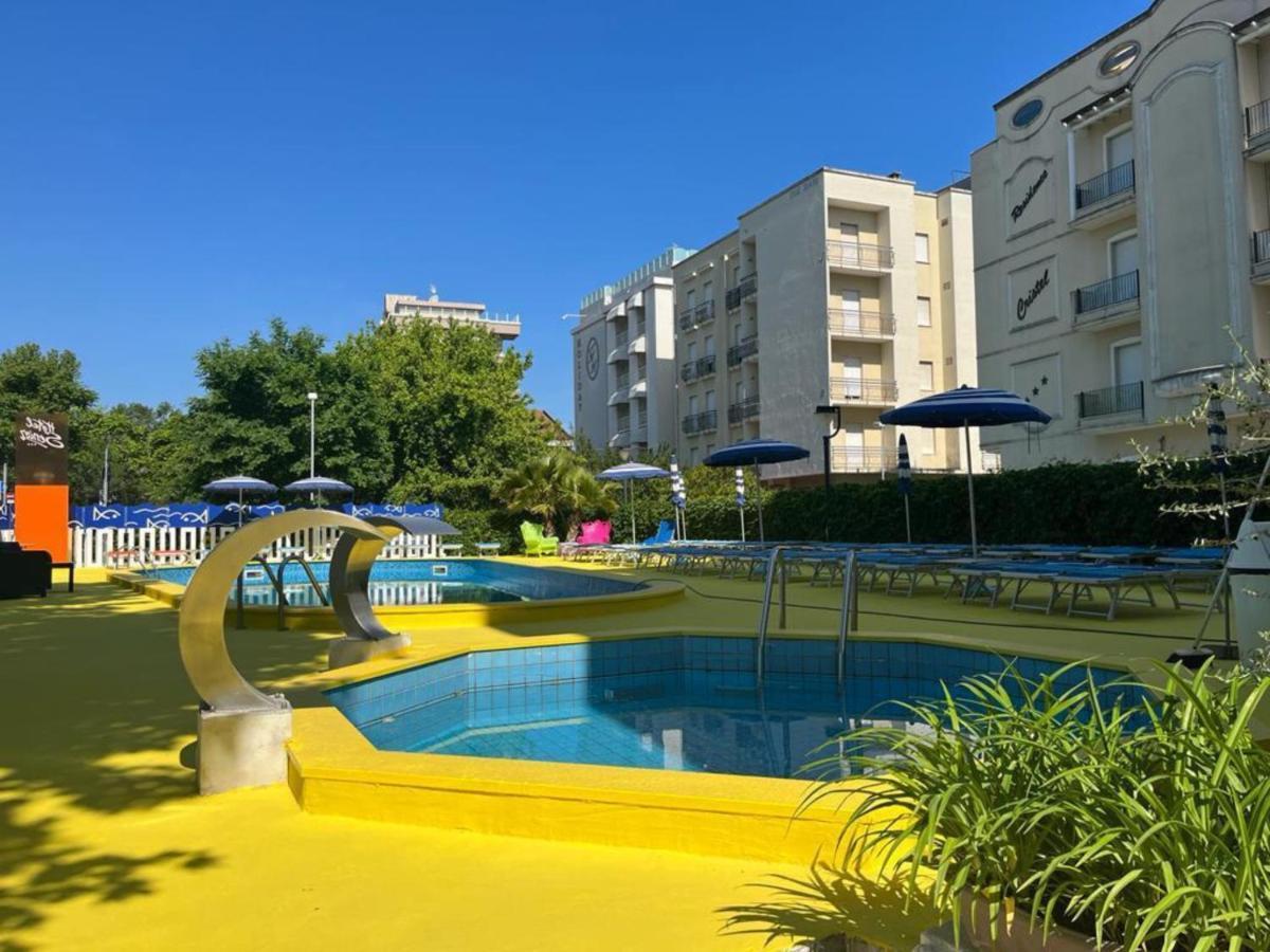 Hotel Senior Каттоліка Екстер'єр фото